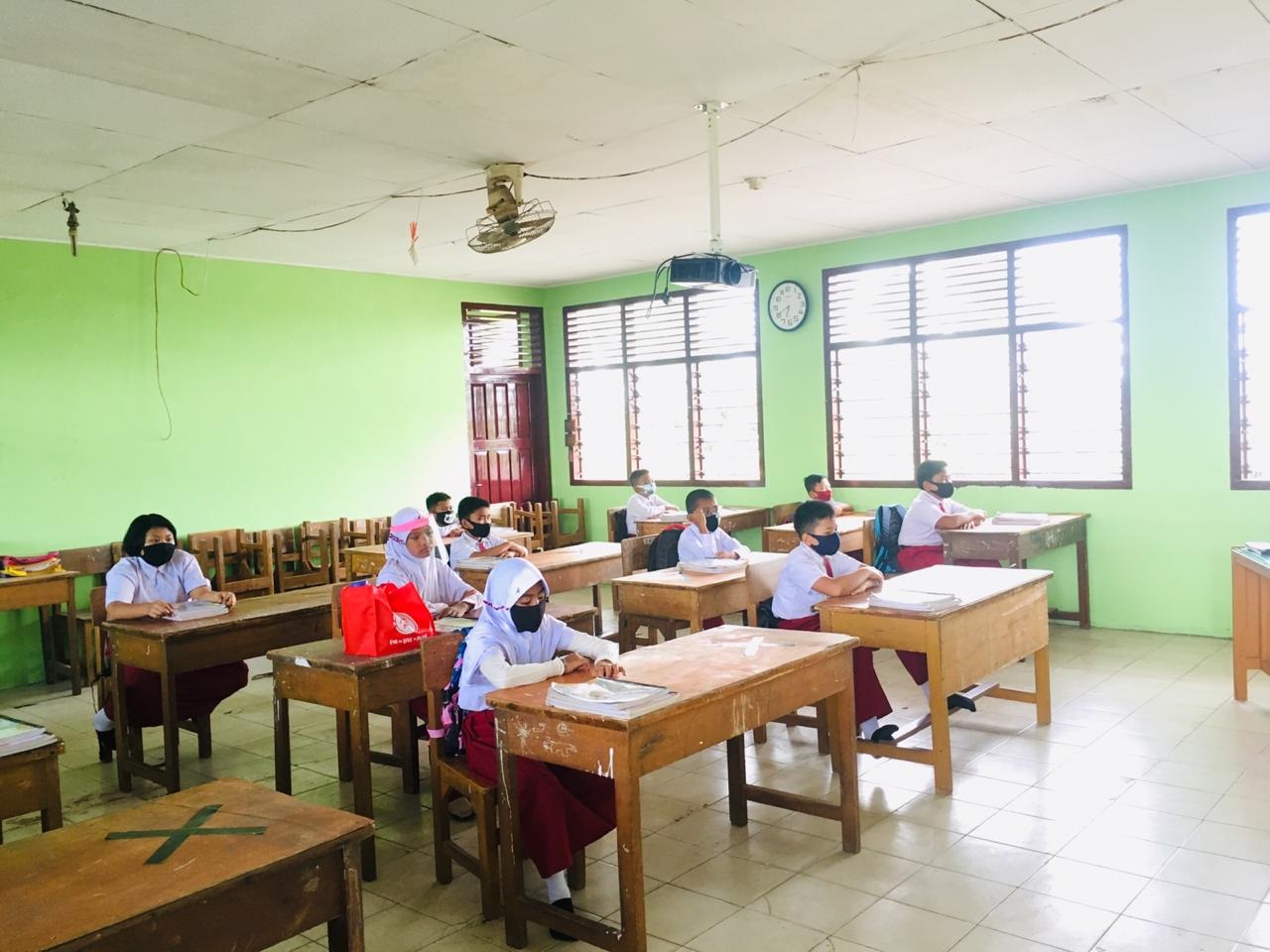 SD Negeri 206/IV Kota Jambi, Sterilkan Area Sekolah dan Sarana Sesuai Protokol Covid-19