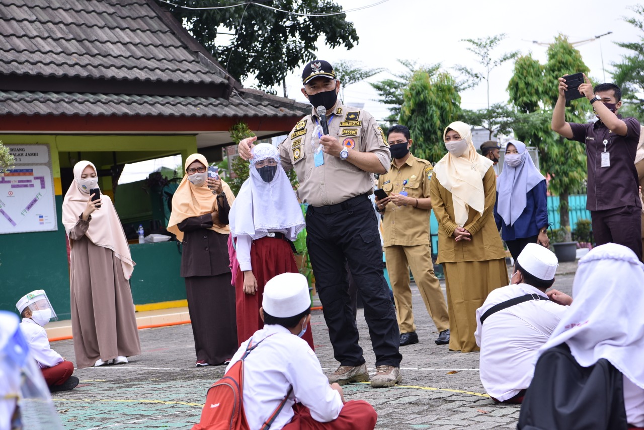 Walikota Jambi: Aktifkan Sekolah Bukan untuk Gagah Gagahan