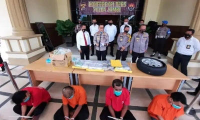 Ditresnakoba Polda Jambi Gagalkan Pengiriman Sabu Seberat 19,4 Kilogram