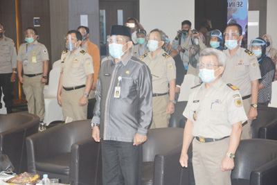 Pemerintah Serahkan 18.343 Sertifikat Tanah kepada Masyarakat Provinsi Jambi