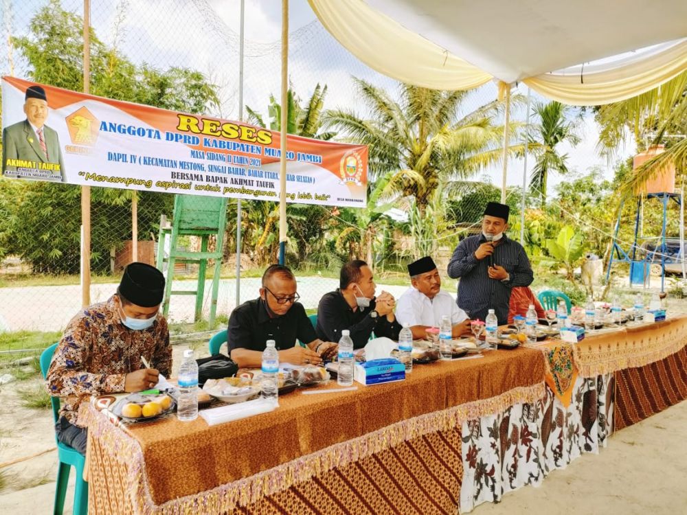 Ahmad Taufik Tampung Aspirasi Masyarakat dalam Kegiatan Reses