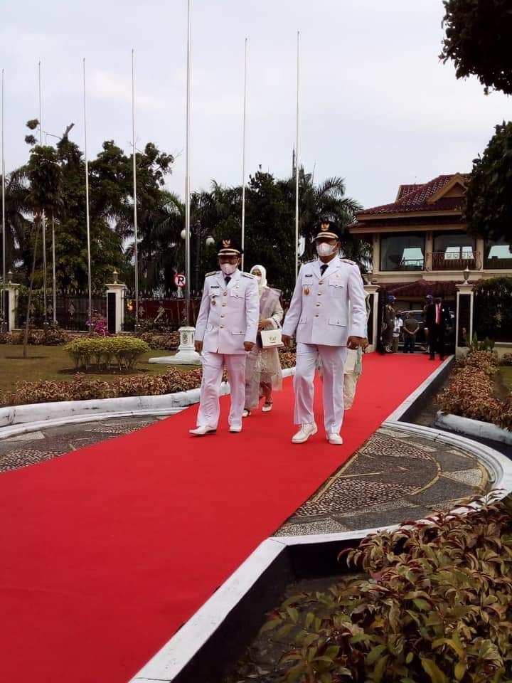 Pasangan Anwar-Hairan Resmi Dilantik Sebagai Bupati dan Wakil Bupati Tanjabbar