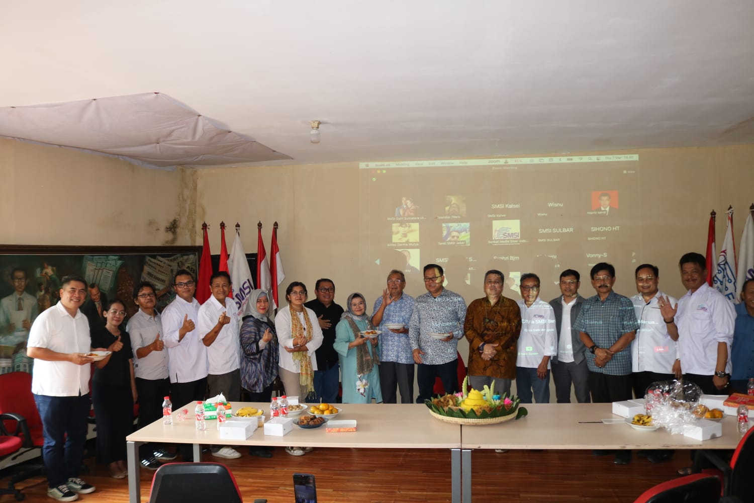 SMSI Peringati HUT ke-7 pada 7 Maret Dengan Potong Tumpeng Serentak di 37 Kota