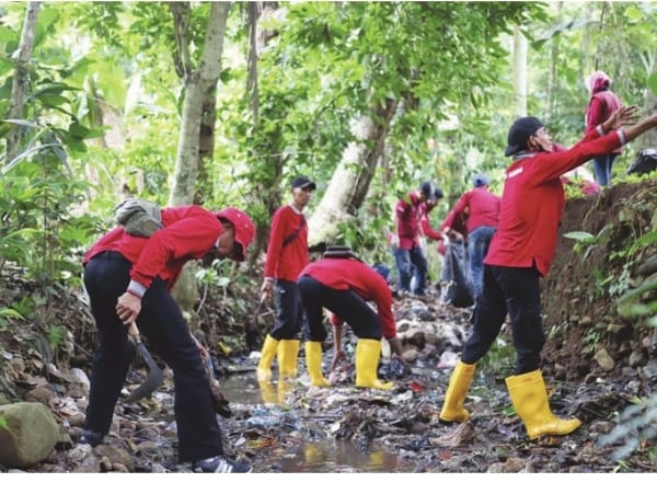 Jelang Akhir Tahun 2024, Kades Talaga Bersama Masyarakat Pers dan PHRI Pokja Gelar Tasyakuran dan Penyematan Nama Sungai Gus Ipul