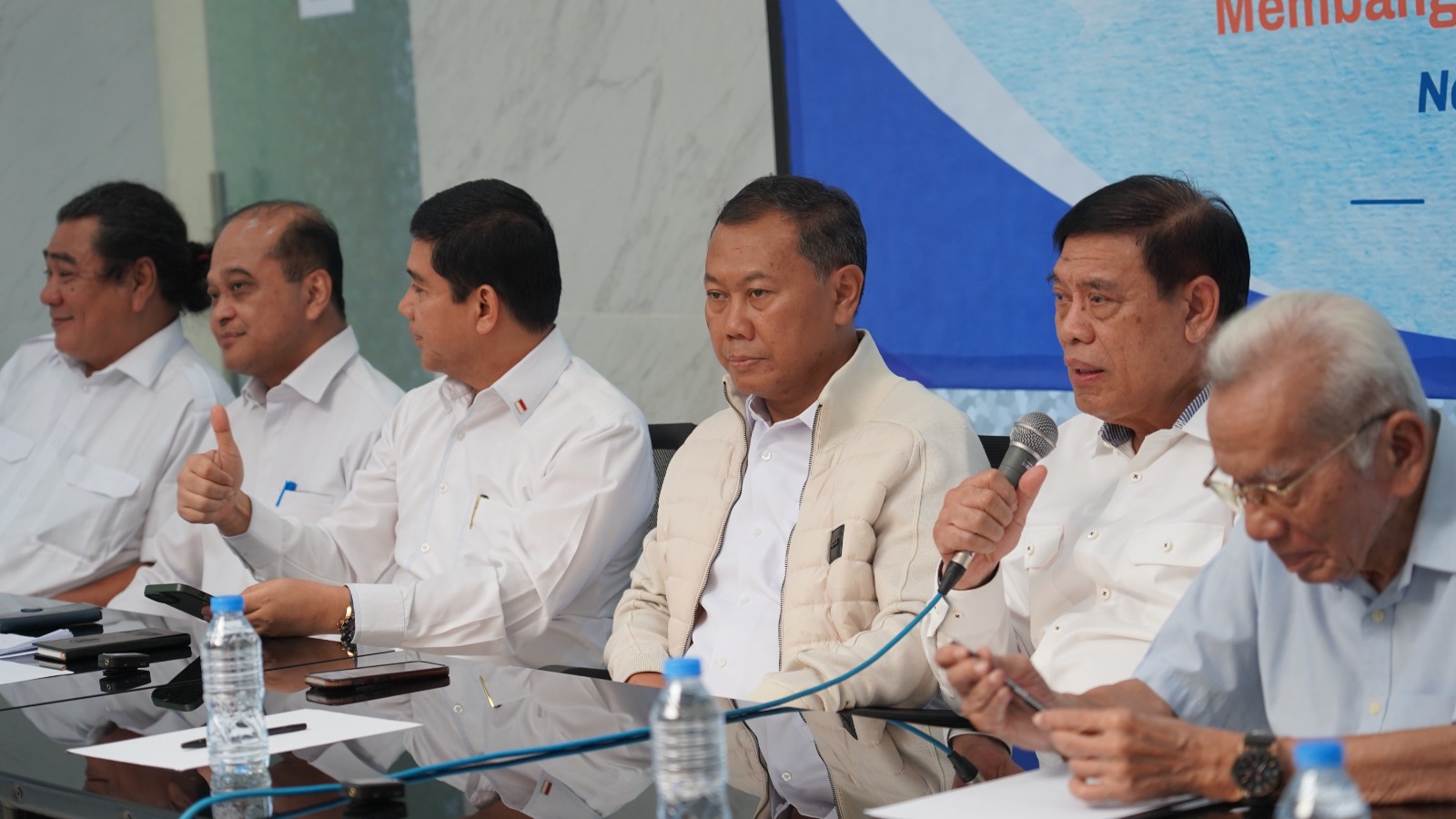 Waspadai Distorsi Sejarah Baru