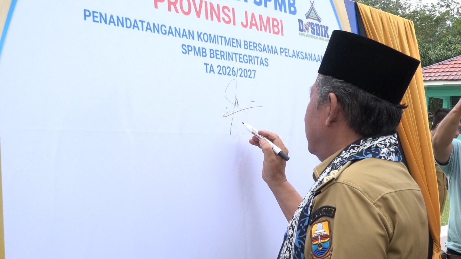 Disdik Jambi Teguhkan Komitmen Pelaksanaan SPMB 2026/2027 Melalui Apel Bersama